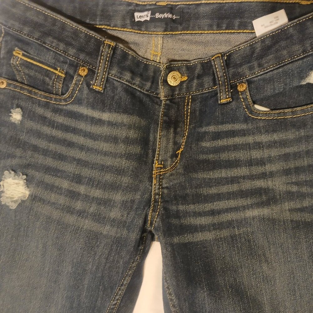 Women's Levi's Straight Leg